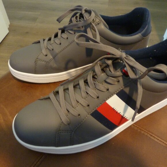Tommy Hilfiger Gray Sneakers Men's US Size 12 - Picture 2 of 11